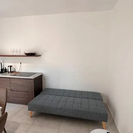 Nina Apartment