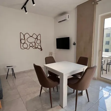Apartment Nina *
